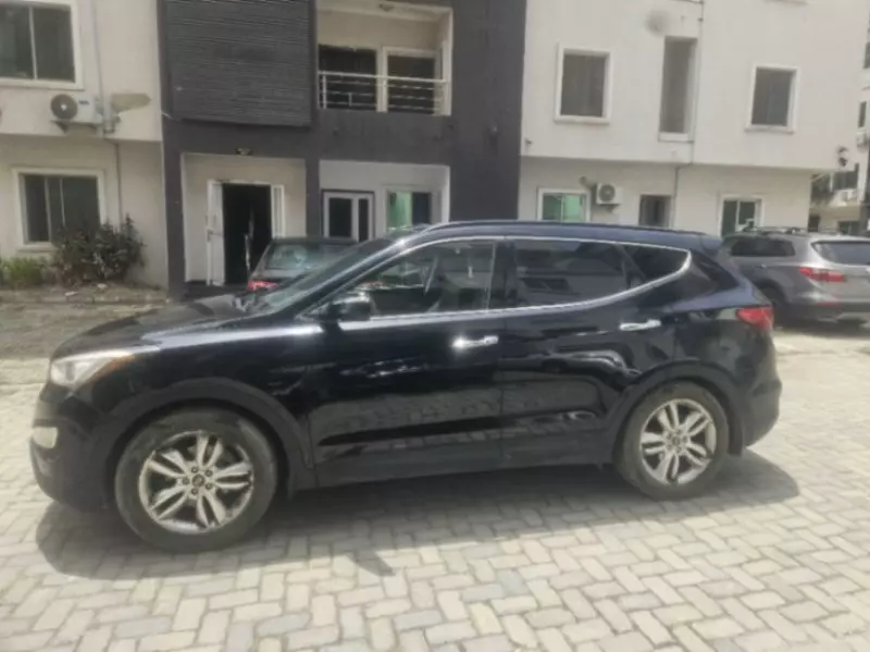 Hyundai Santa Fe Sport - 2014