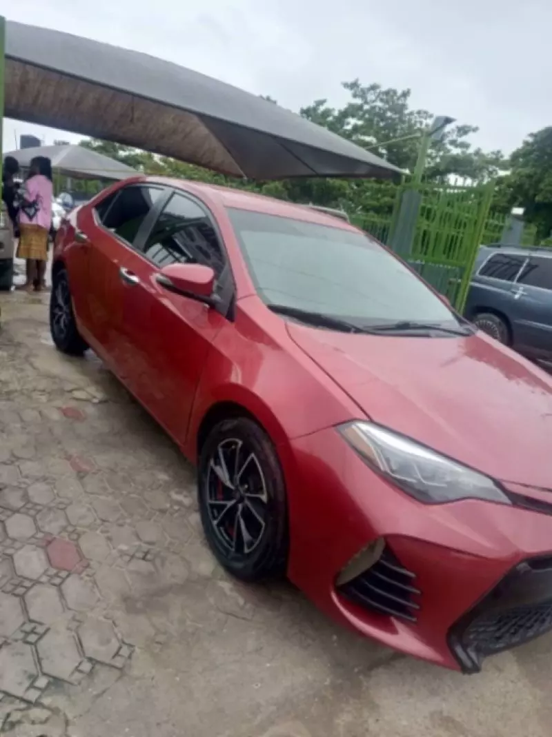 Toyota Corolla - 2015