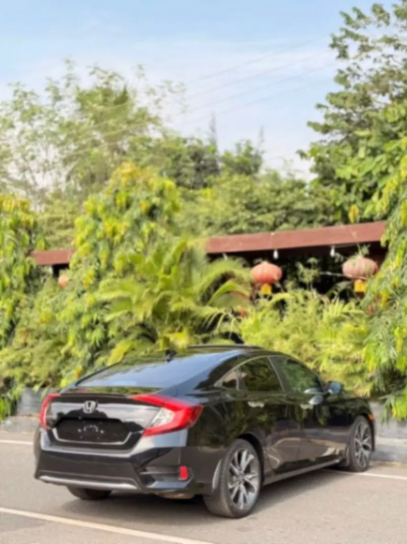 Honda Civic   - 2020