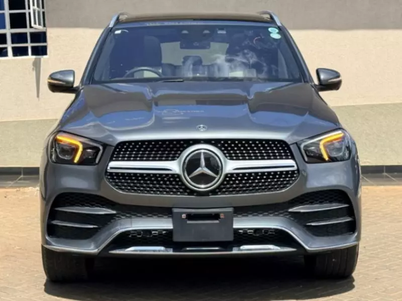 Mercedes-Benz GLE 300   - 2020