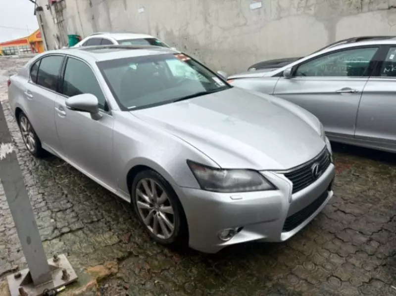Lexus GS   - 2014