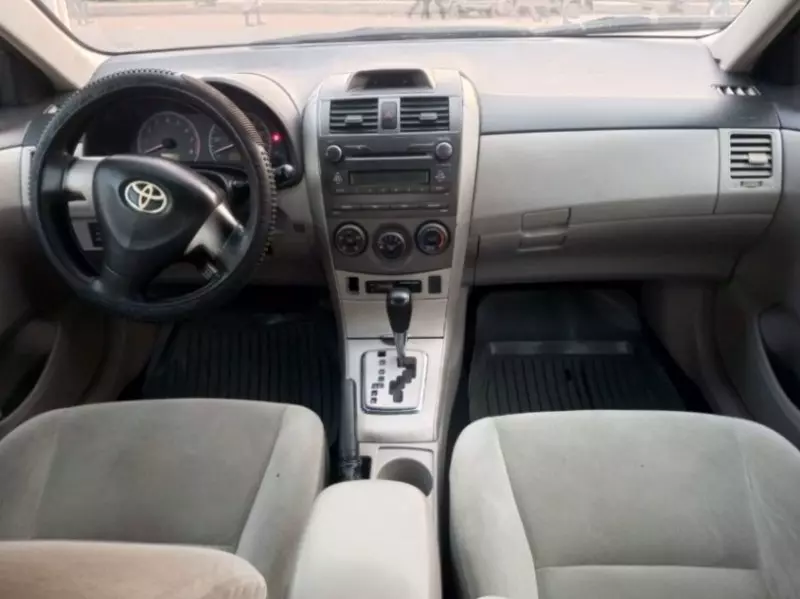 TOYOTA Corolla   - 2011