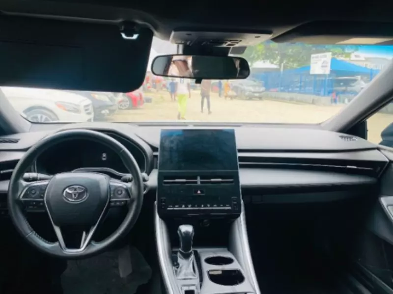 TOYOTA Avalon   - 2023