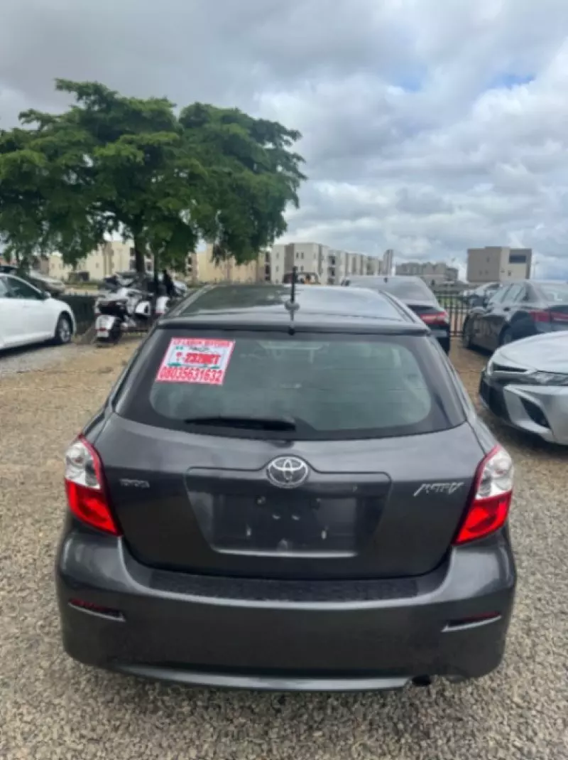 TOYOTA Corolla Matrix   - 2010