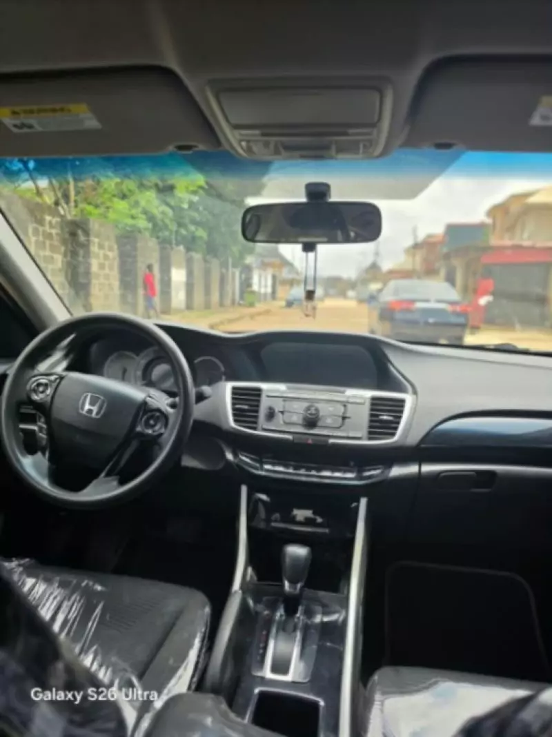 Honda Accord - 2017