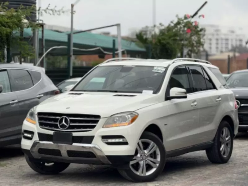 Mercedes-Benz ML 350   - 2012