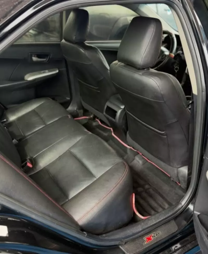 TOYOTA Camry - 2014