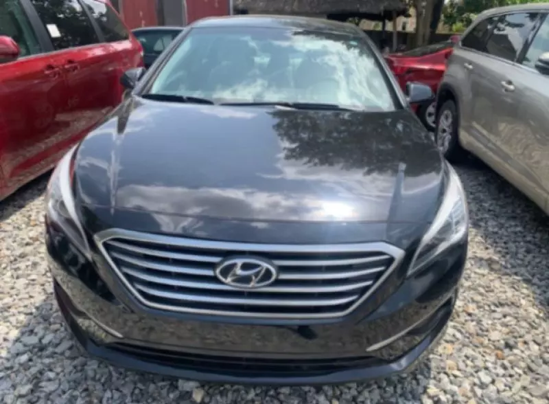 Hyundai Sonata   - 2016