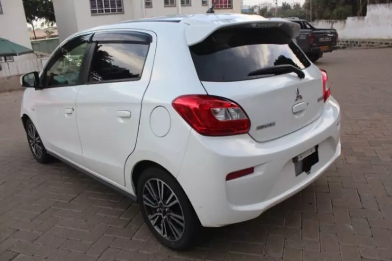 Mitsubishi Mirage   - 2018