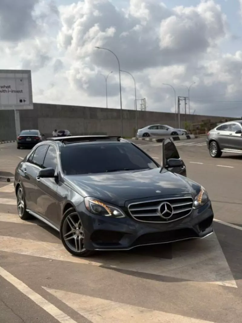 Mercedes-Benz E-class - 2015
