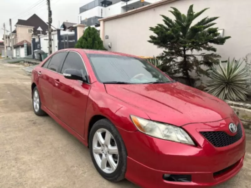 Toyota Camry   - 2007