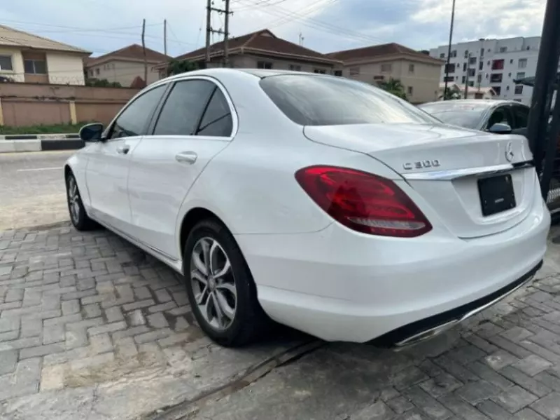 Mercedes-Benz C-Class   - 2016