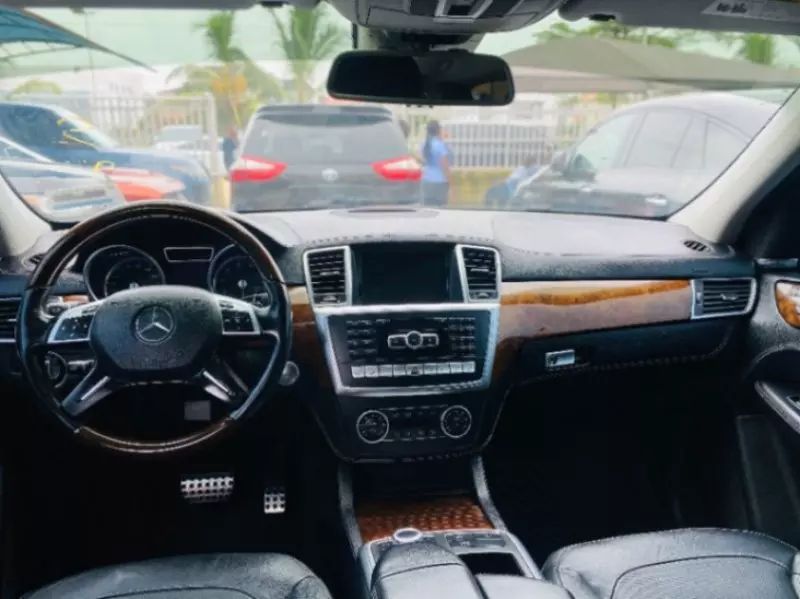Mercedes-Benz ML-Class   - 2015
