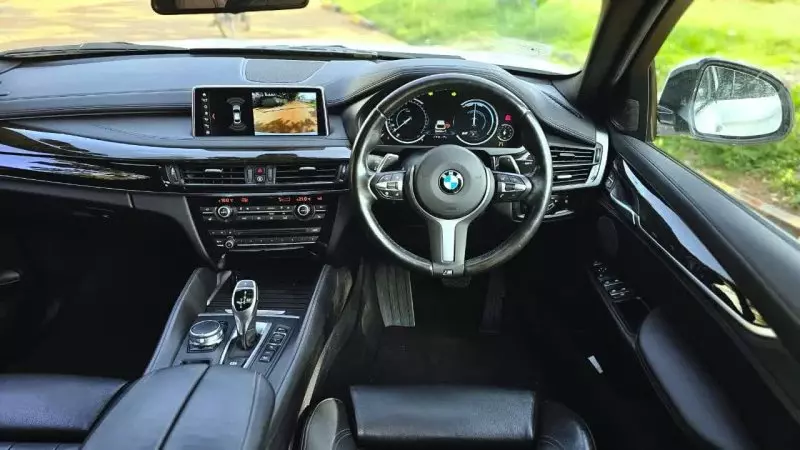 BMW X6   - 2018