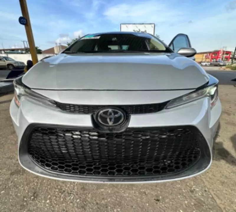 Toyota Corolla   - 2021