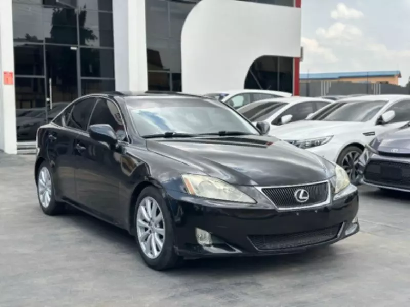 Lexus IS   - 2008