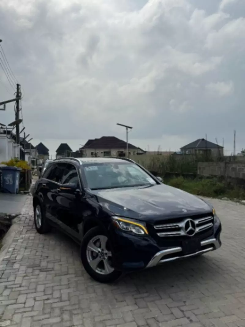 Mercedes-Benz GLC 300   - 2018
