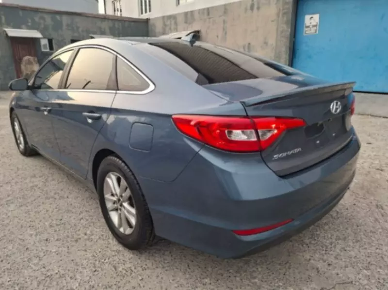 Hyundai Sonata - 2015