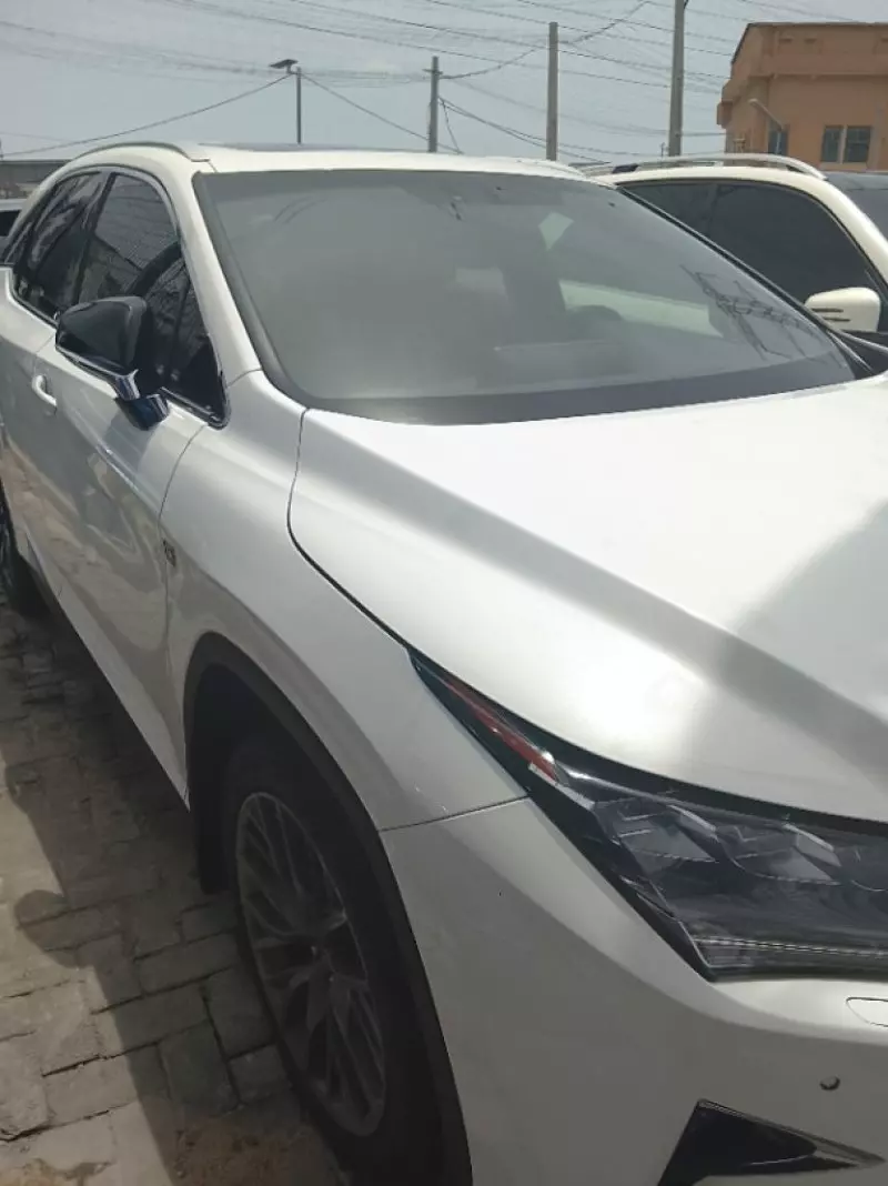 Lexus RX   - 2016