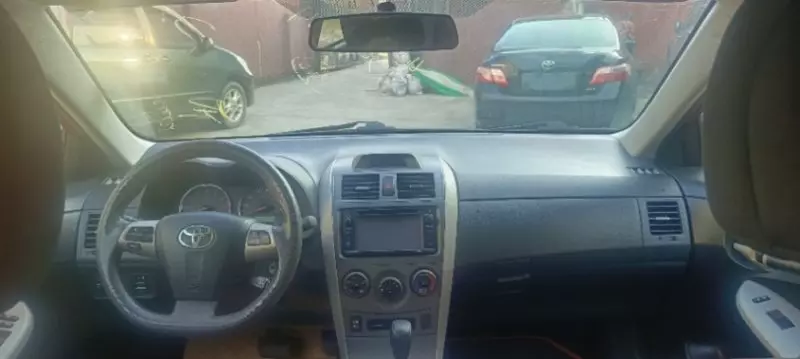 TOYOTA Corolla   - 2013