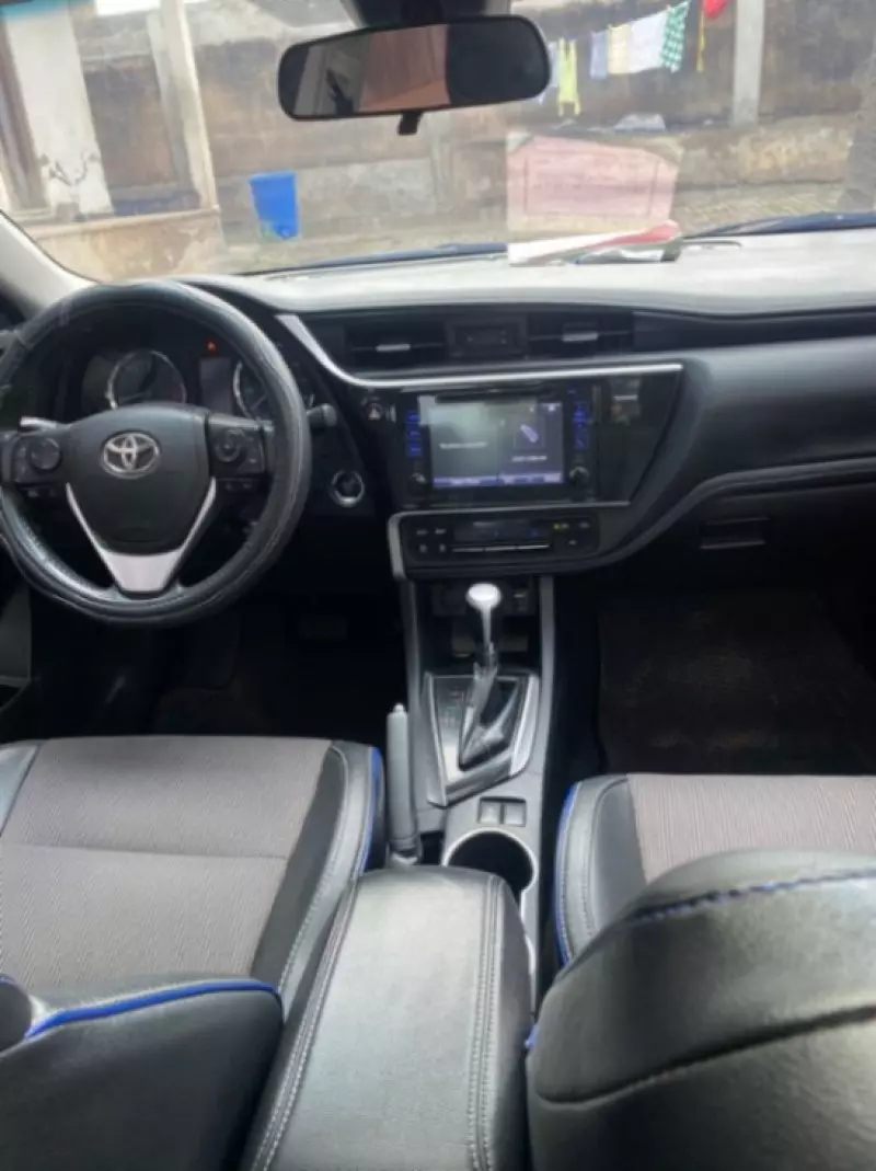 Toyota Corolla   - 2017