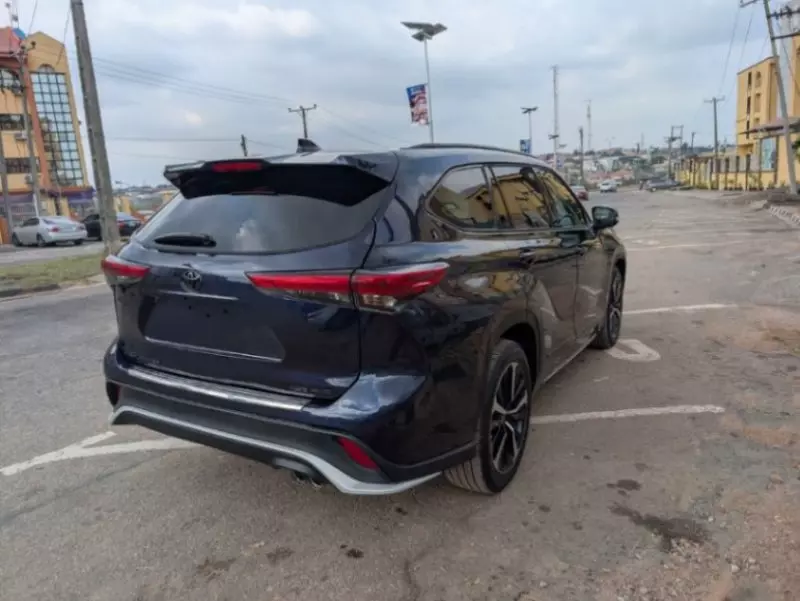 TOYOTA Highlander   - 2022