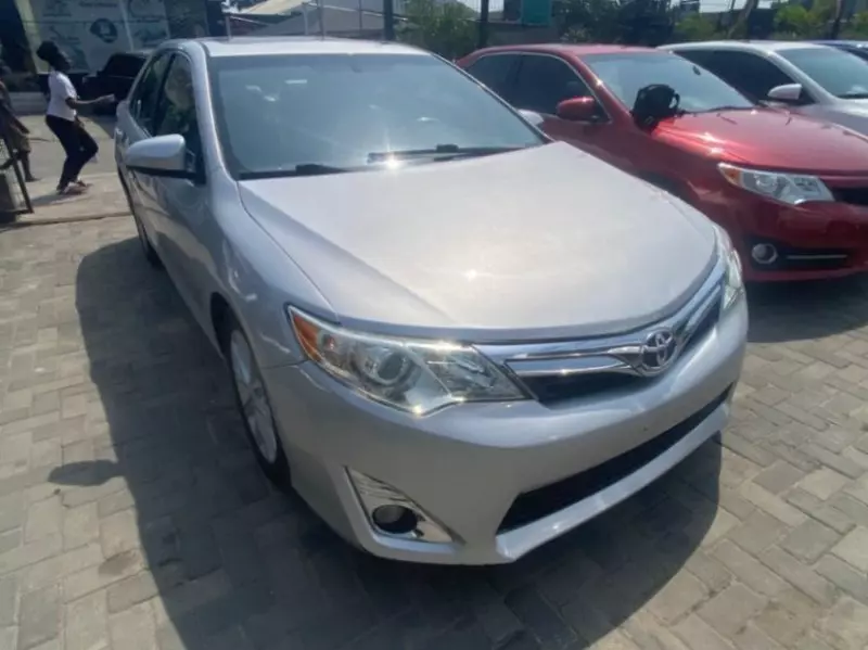Toyota Camry   - 2012