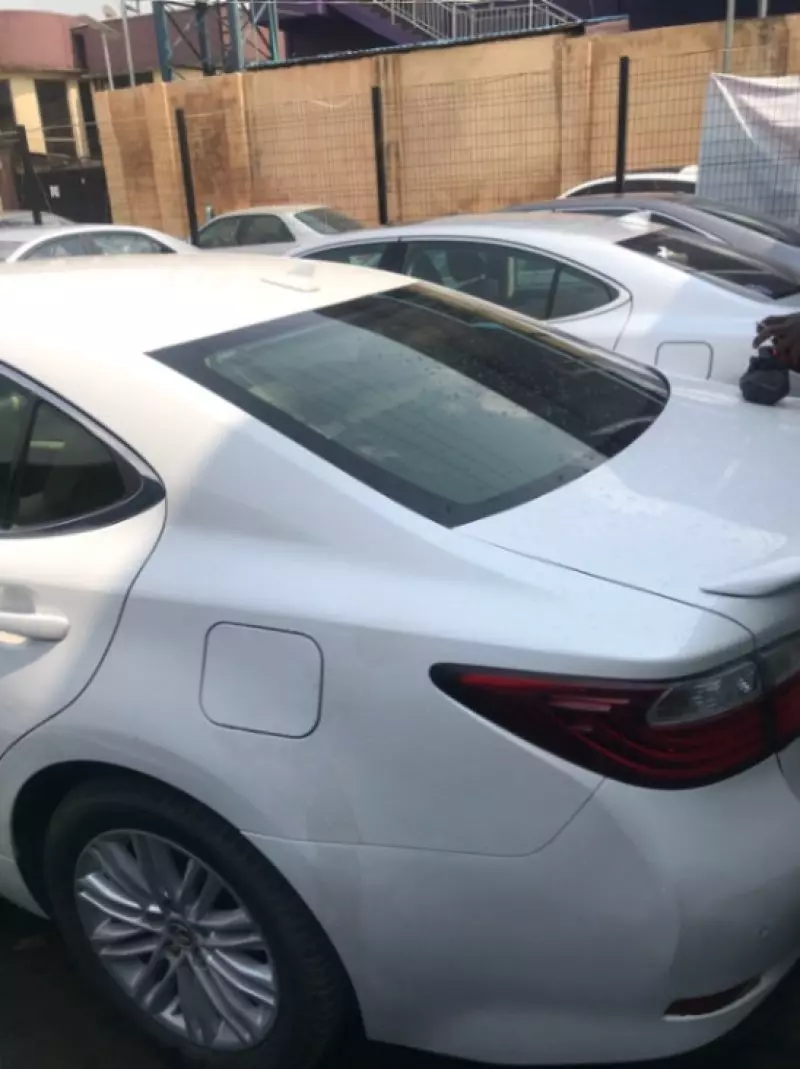 Lexus ES 350   - 2013