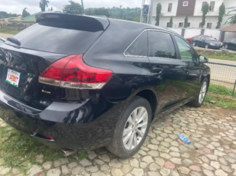 Toyota Venza   - 2015