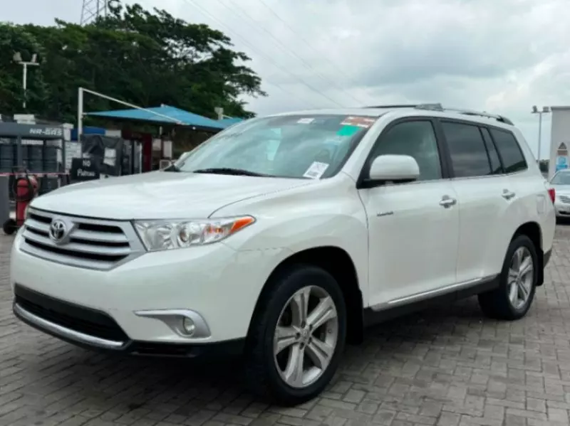 TOYOTA Highlander   - 2012