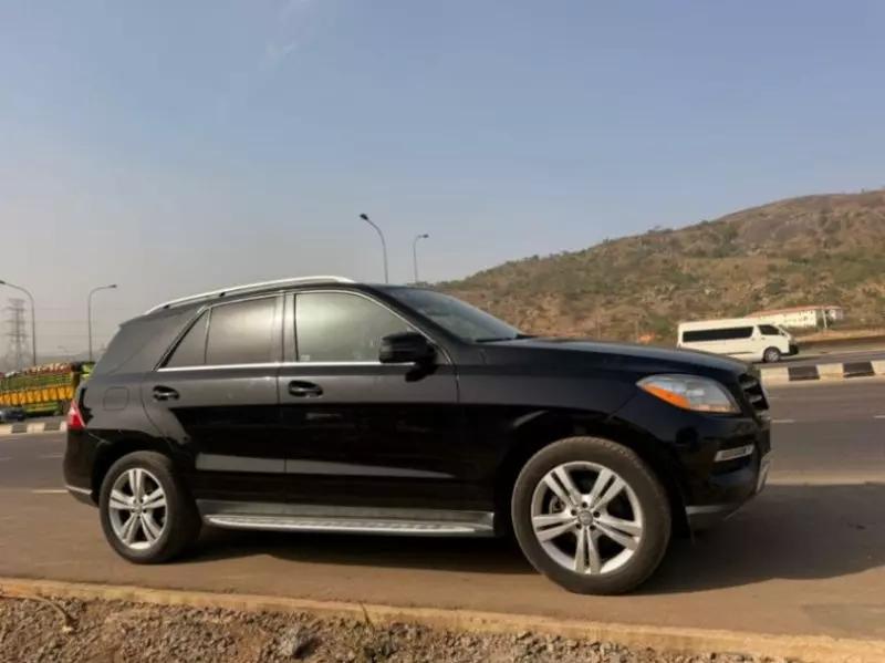 Mercedes-Benz ML-Class   - 2013