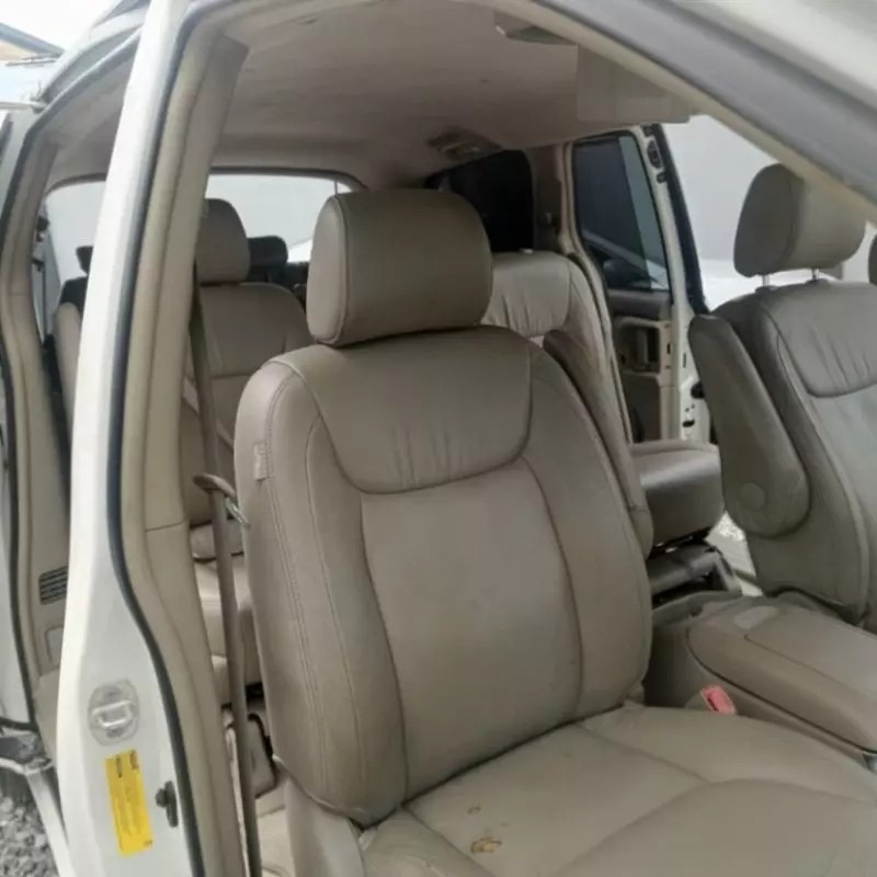 Toyota Sienna   - 2006