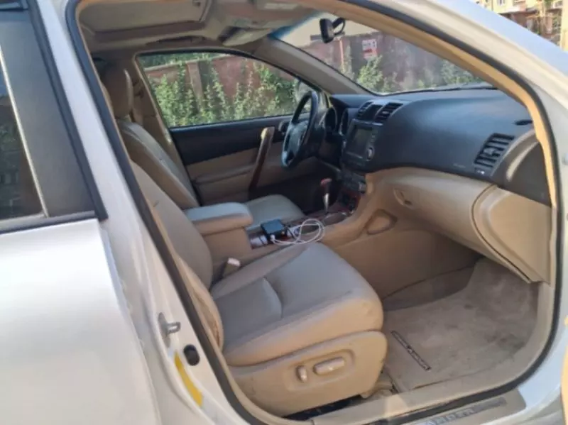 Toyota Highlander   - 2008