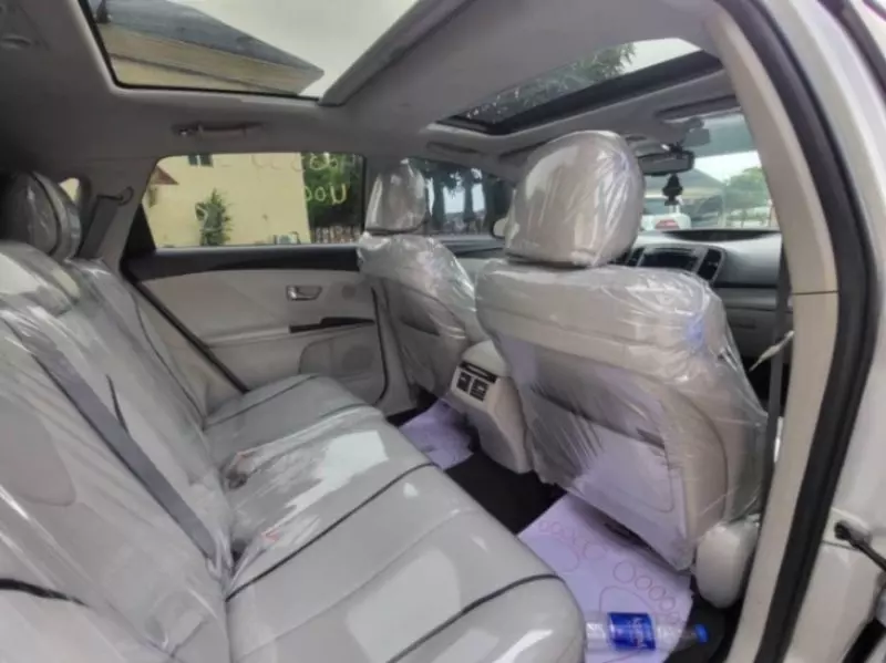 Toyota Venza   - 2013