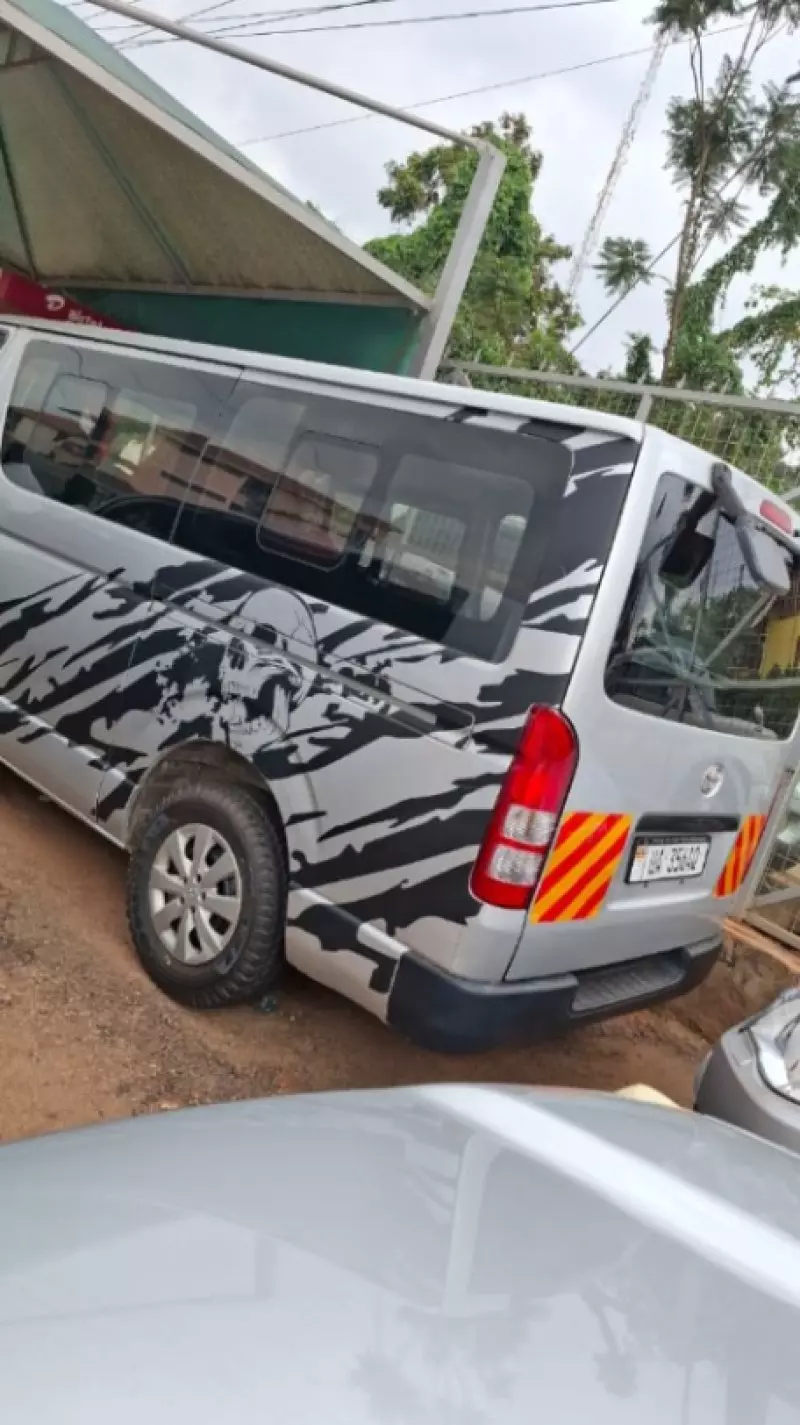 Toyota Hiace   - 2007