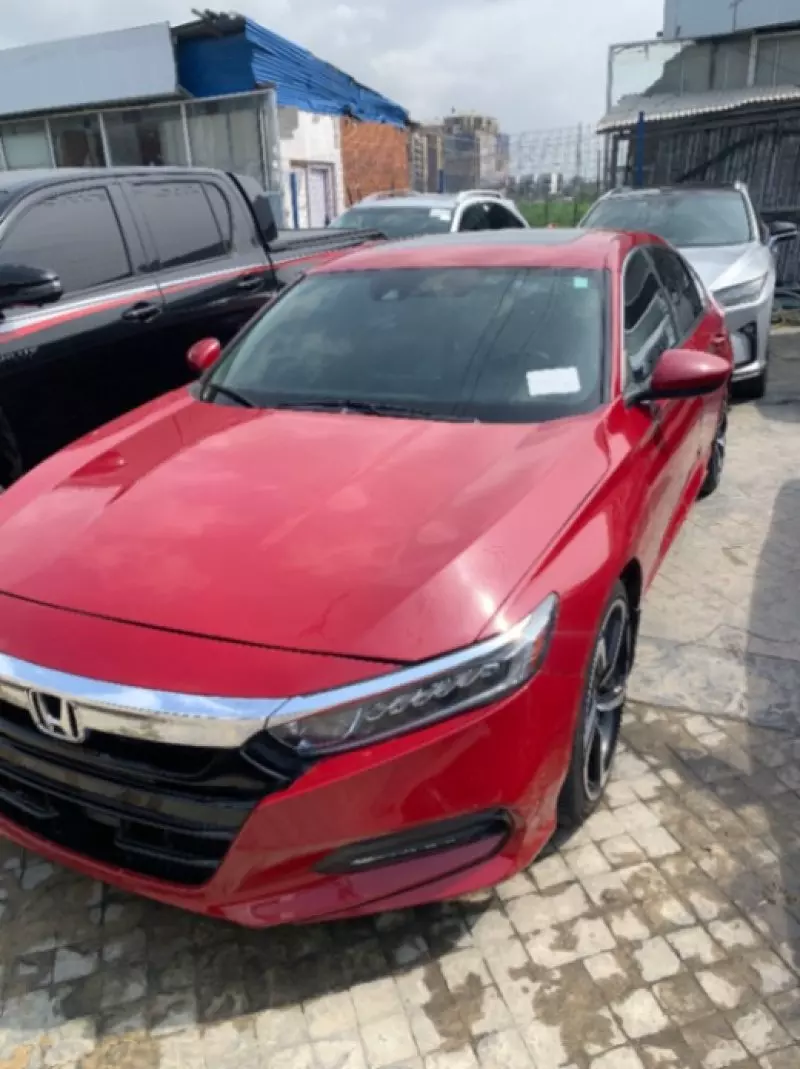 Honda Accord   - 2019