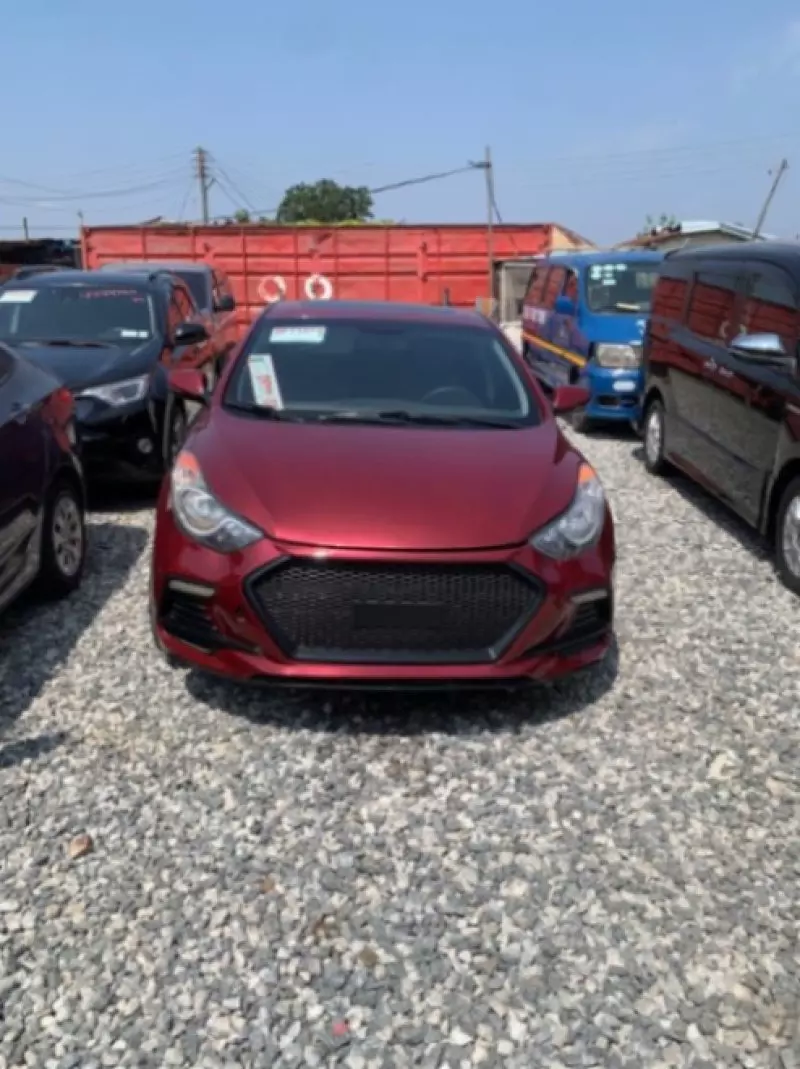 Hyundai Elantra   - 2018