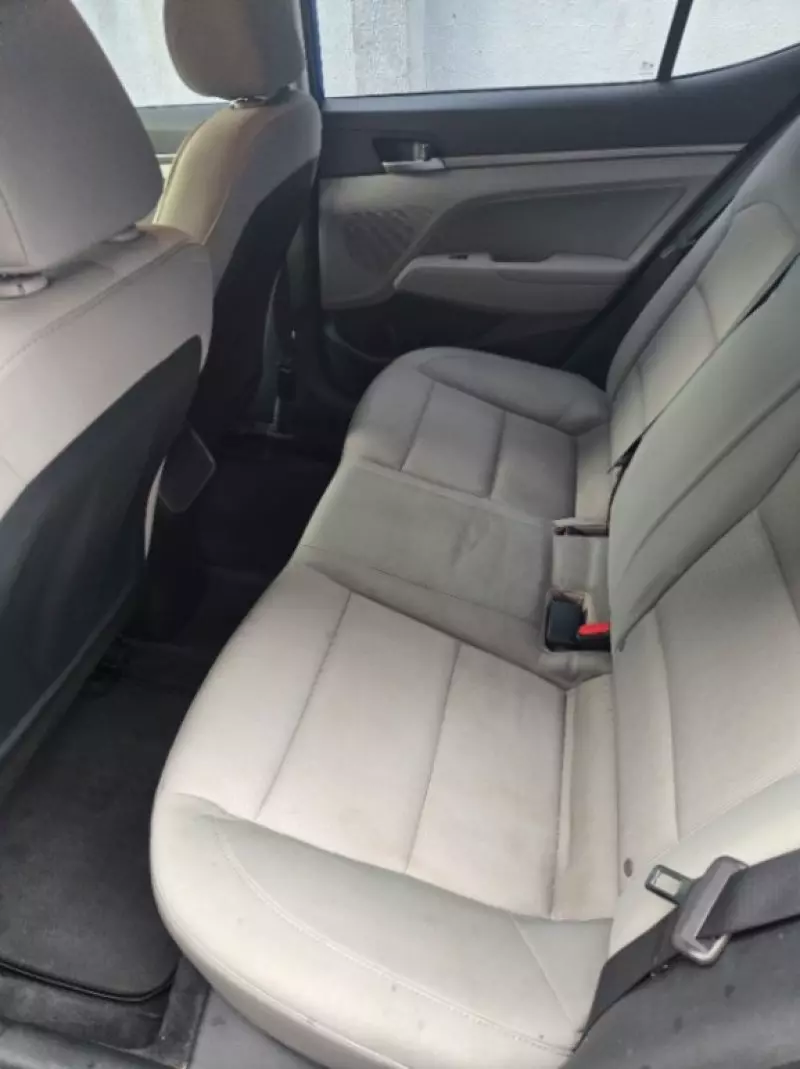 Hyundai Elantra   - 2016