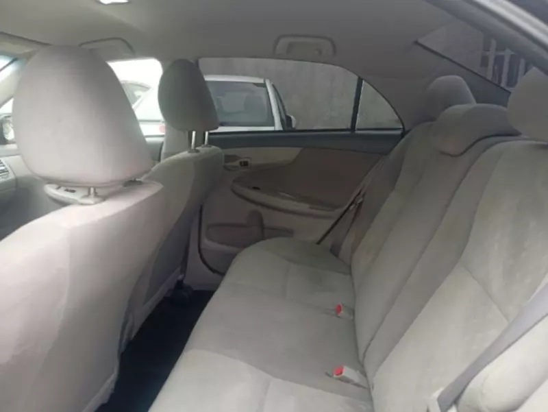 TOYOTA Corolla   - 2009