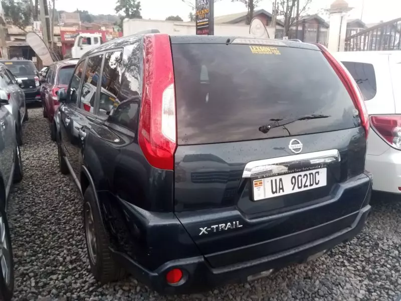 Nissan X-Trail   - 2011
