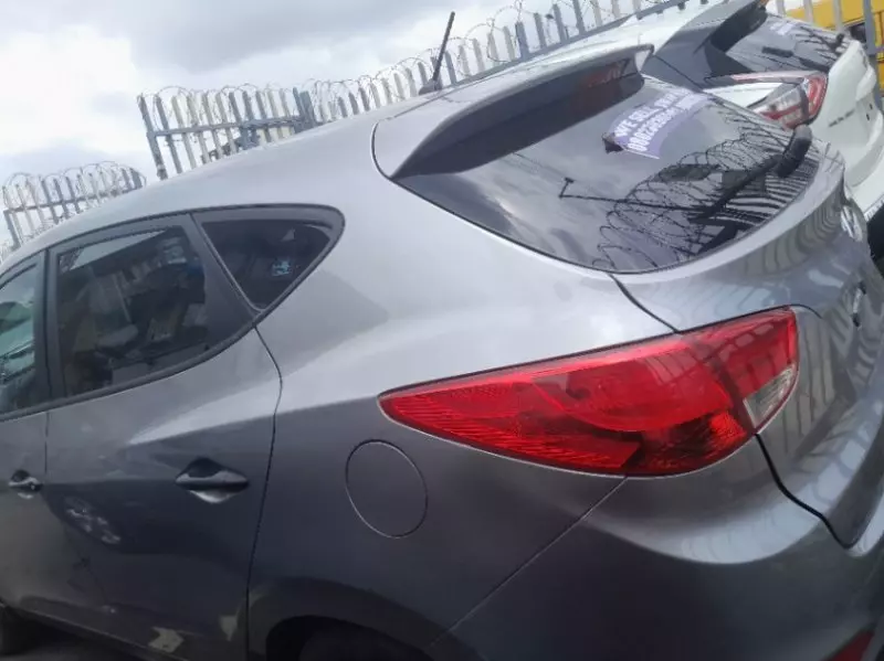 Hyundai Tucson   - 2011