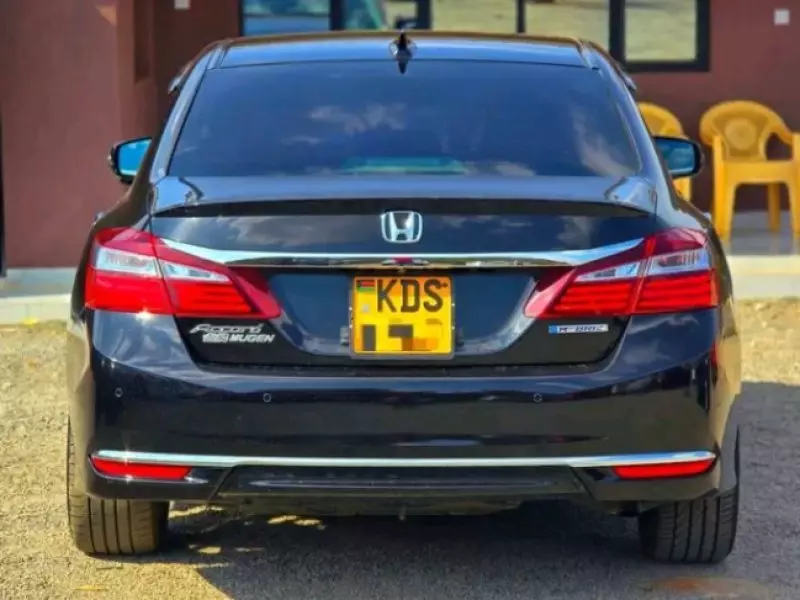 Honda Accord   - 2009