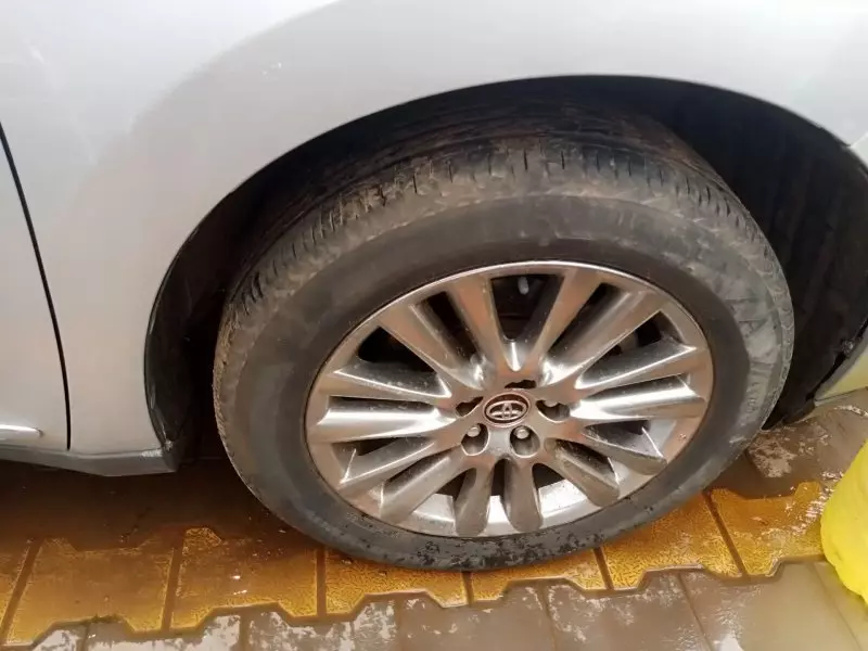 Toyota Harrier   - 2016