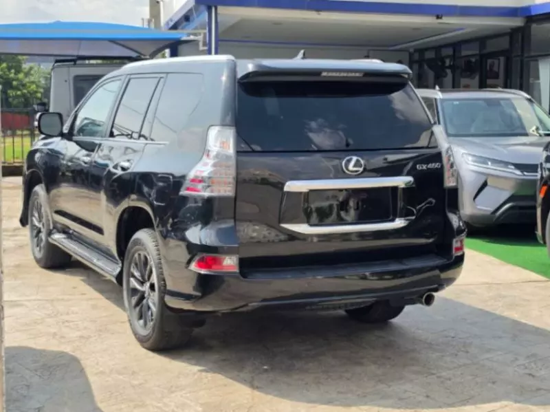 Lexus GX 460   - 2023