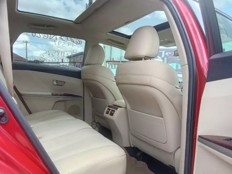 Toyota Venza - 2010