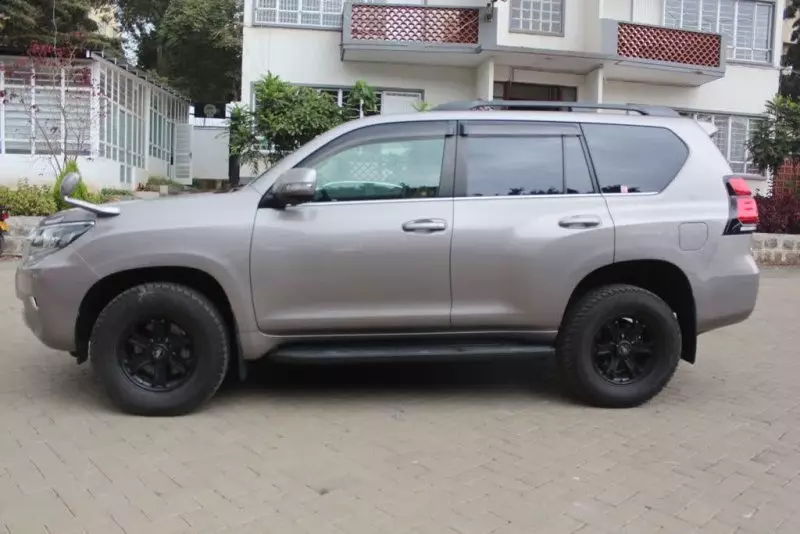 TOYOTA Landcruiser prado TX.L   - 2019