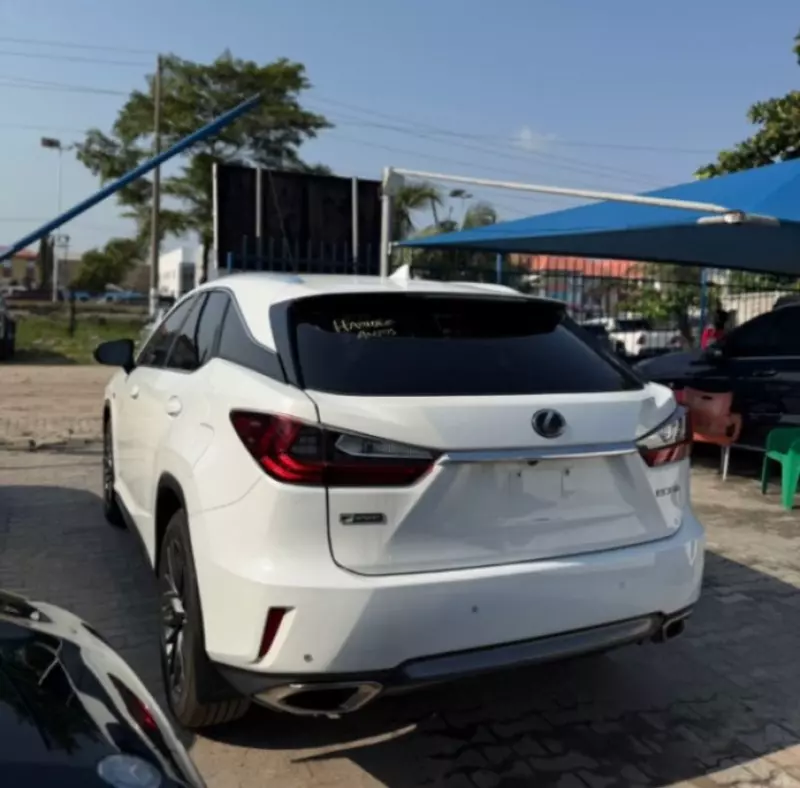 Lexus RX   - 2016