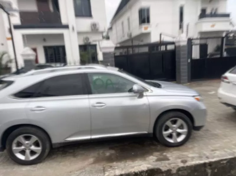 Lexus RX 350   - 2011