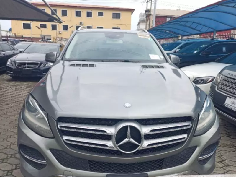 Mercedes-Benz GLE 350   - 2016