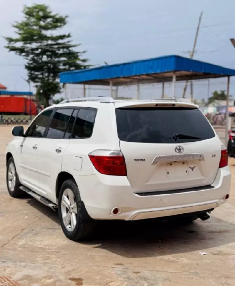 Toyota Highlander   - 2008